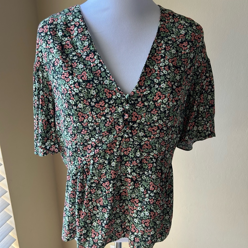 The Kooples Floral V-Neck Peplum Blouse Flutter Sleeves - Green/Coral Sz Medium